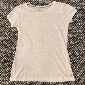 Like New Columbia White Tshirt Tee Size Small